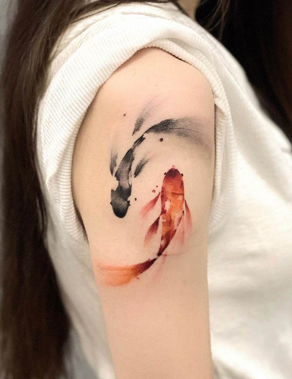 Black and red koi fish shoulder tattoo by @koizhou_tattooist
