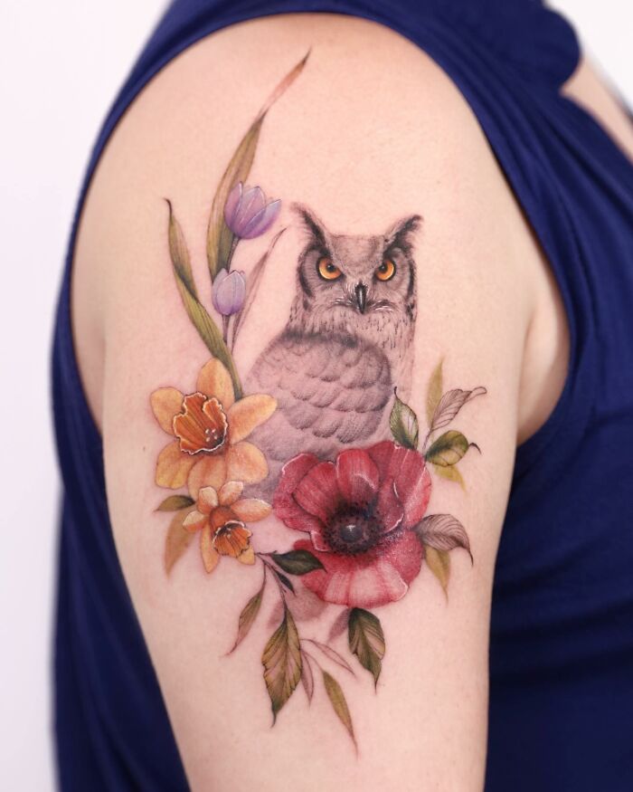 Transformative Elegance: Silo’s Exquisite Flower Tattoos And Expert Cover-UPS