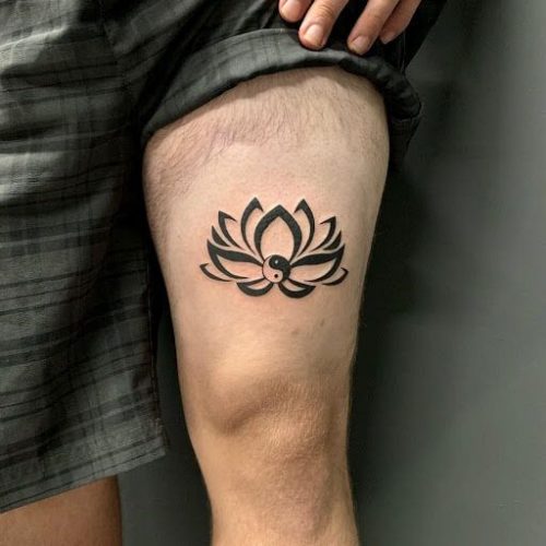 Explore 20 Stunning Lotus Tattoo Designs: Symbolism &#038; Artistic Inspiration