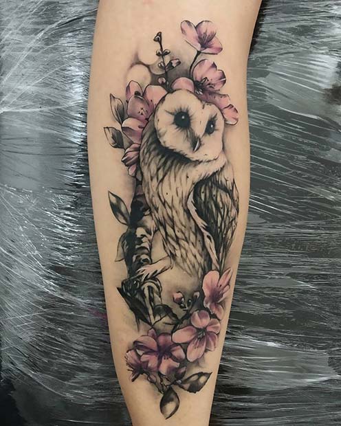 Pretty Owl with Floral Background