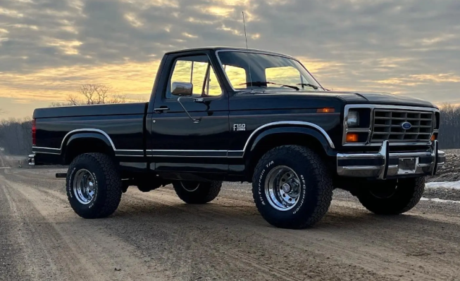 1984 Ford F-150 Bullnose