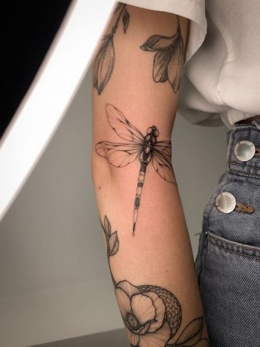 Discover 24 Ideas Unique Dragonfly Tattoo Designs for 2024