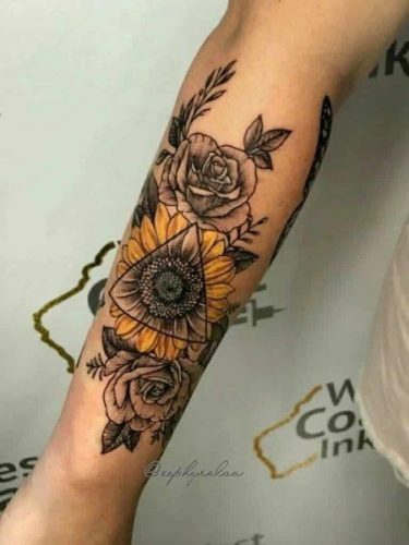 Explore 17 Enchanting Sunflower &#038; Rose Tattoo Ideas 2024 – Body Art Inspirations