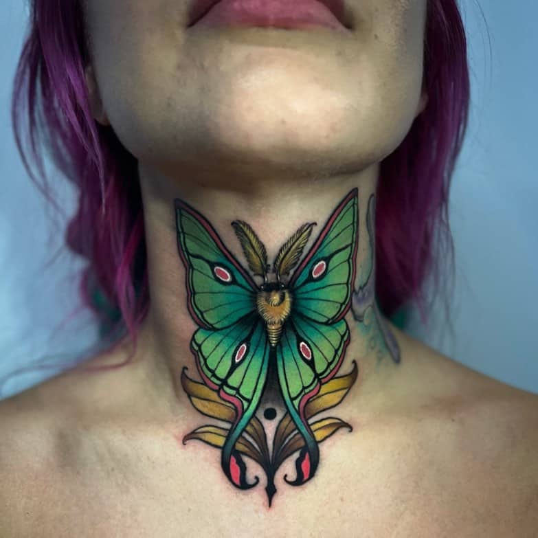 24 Neck Tattoos for Women