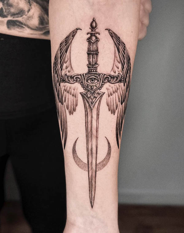 Dagger with wings by @vic.ink_