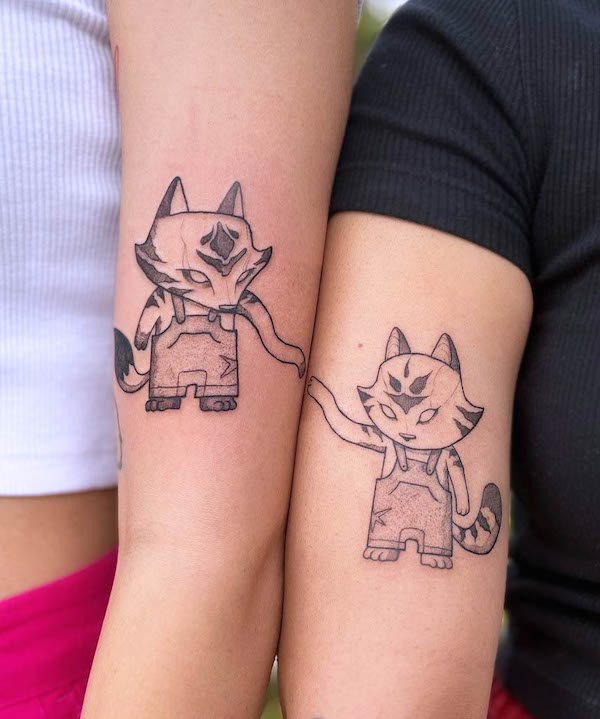 Cute matching fox tattoos by @maakoad