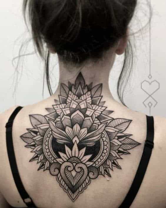 24 Neck Tattoos for Women